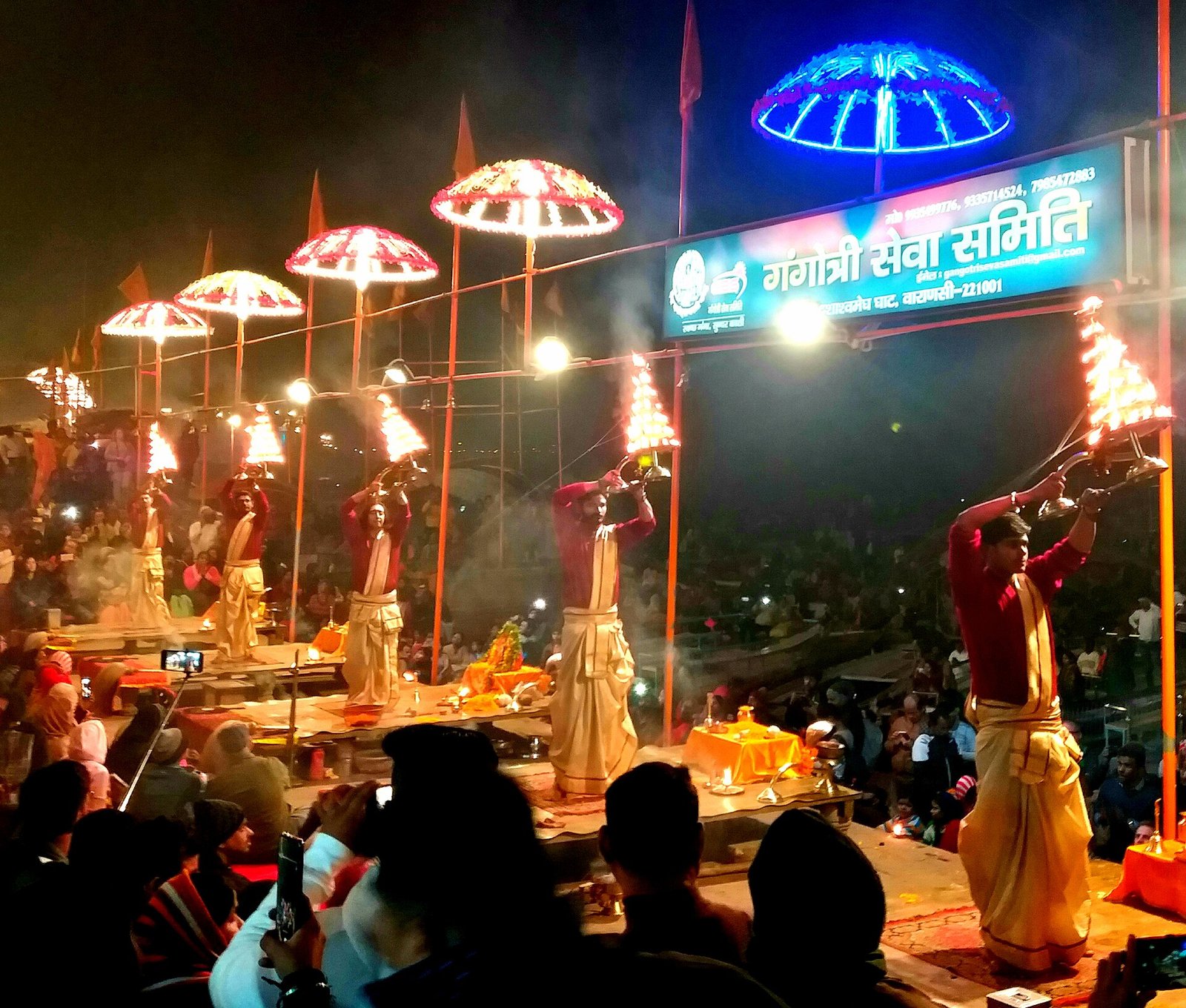 The glow of the Ganga Aarti